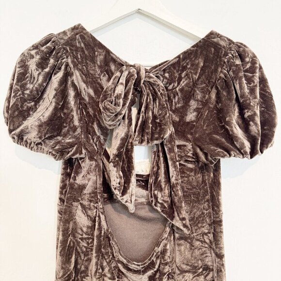 NWT Kimchi Blue Jill Velvet Mini Dress New Cottagecore Urban Outfitters Medium - Picture 9 of 13